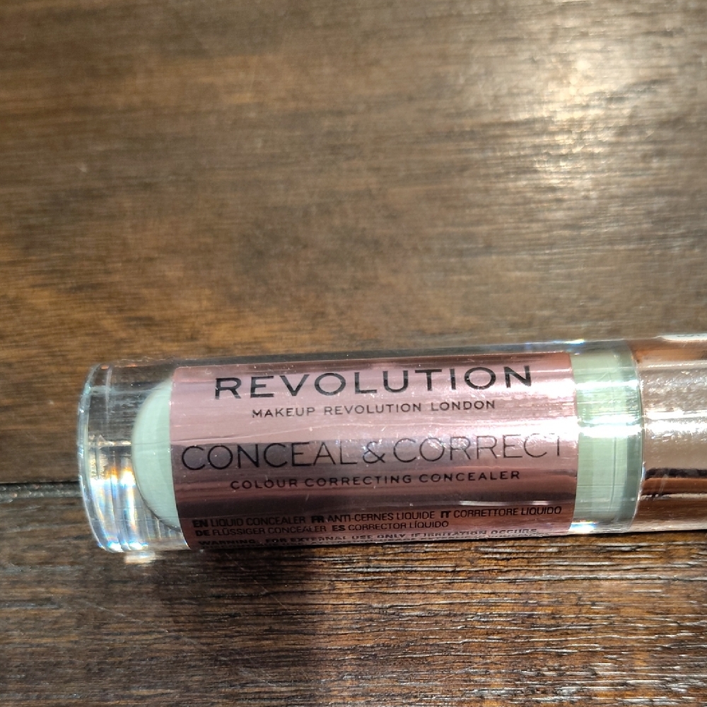 Revolution Conceal & Correct Color Correcting Concealer - Mint